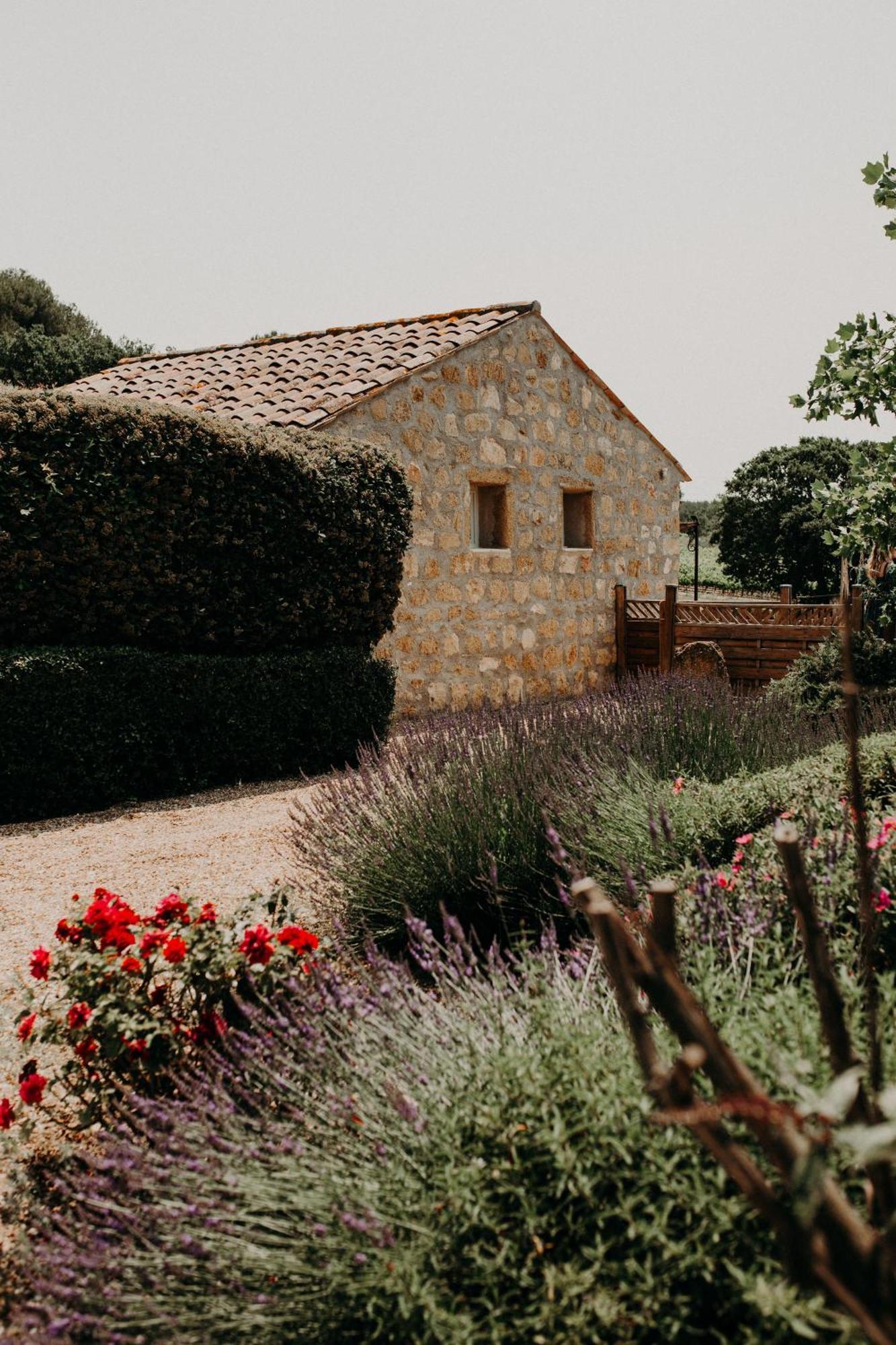 Aparthotel Domaine Amourella Lambesc Exterior foto