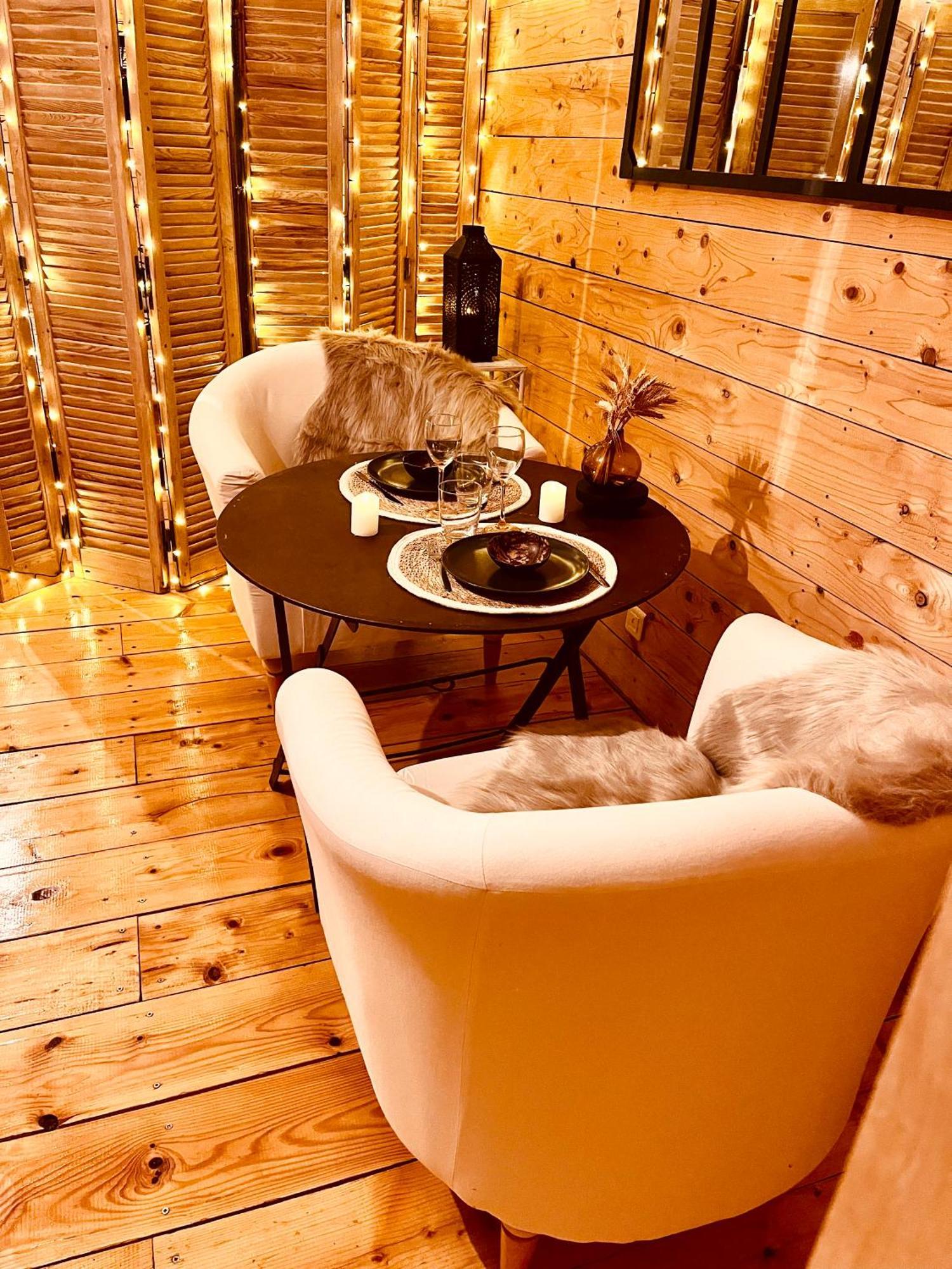 Aparthotel Domaine Amourella Lambesc Zimmer foto